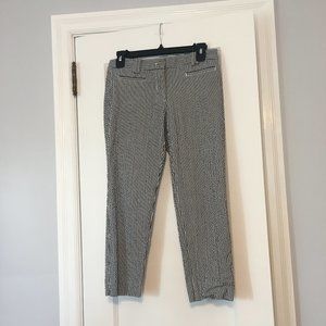 Ann Taylor Petite Navy and White Striped Pant - Sz 2P